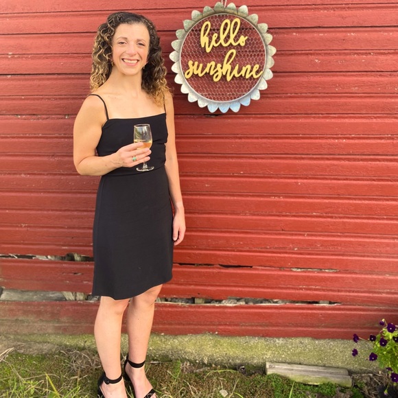 Meet your Posher, Allison - Picture 1 of 1